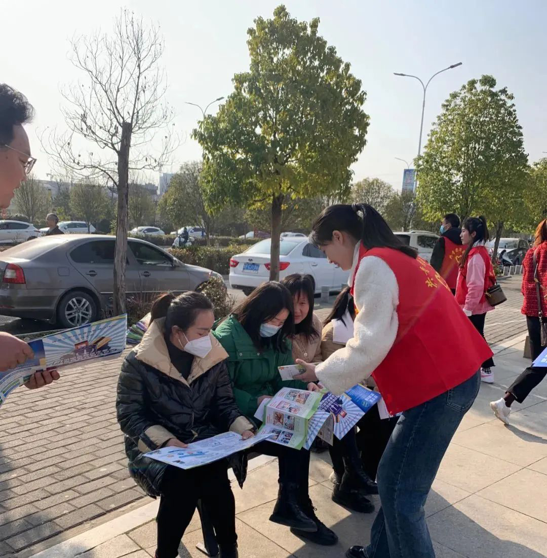 1678254855449319.jpg 640.jpg